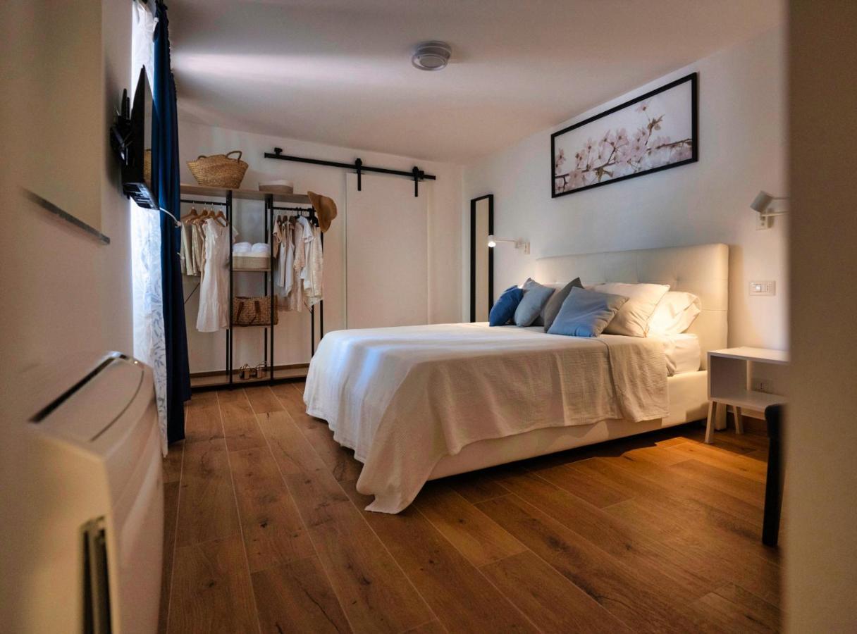 Diomira Apartment Таормина Екстериор снимка