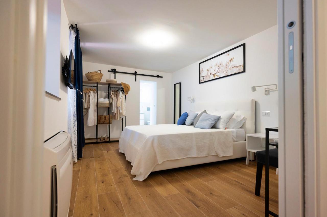 Diomira Apartment Таормина Екстериор снимка